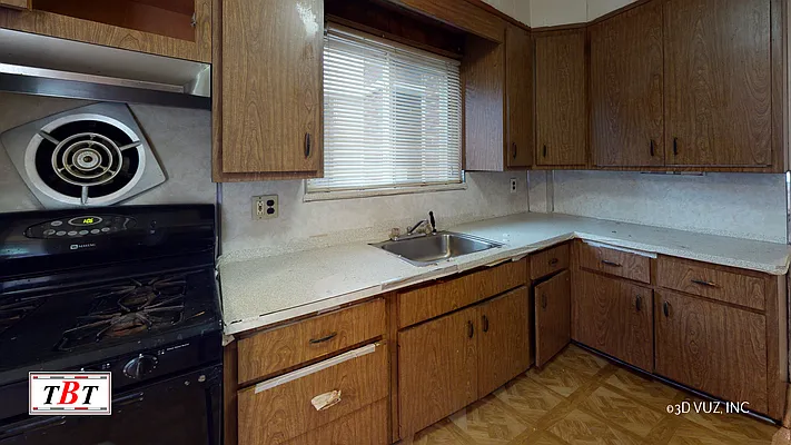 Sold by Behfar Team LLC | media 10