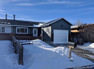 4314 Comanche Dr, Laramie, WY 82072