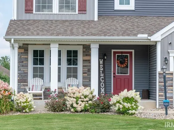 28615 Twain Dr, Elkhart, IN 46514