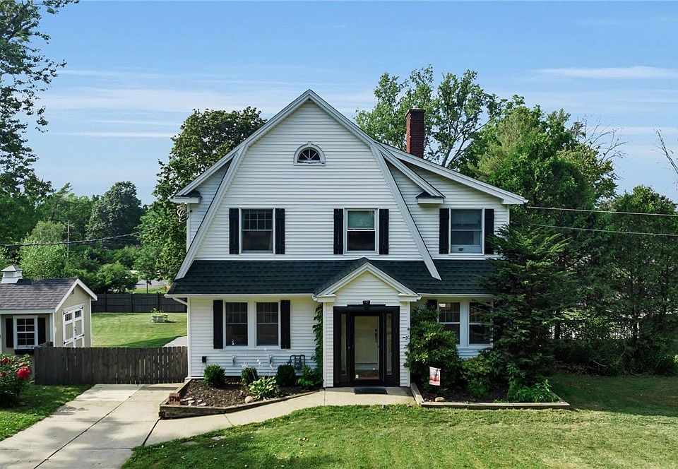 1st image of 5798 Lakecrest Dr