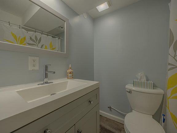 4th image of 705 Johanna Ave
