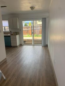 1800 Crater Lake Ave APT 23, Medford, OR, 97504