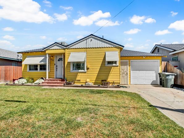 2112 6th St, Hughson, CA 95326
