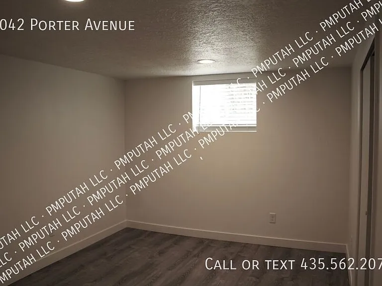 4042 S Porter Ave — Photo 20