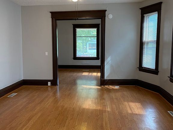 2nd image of 3228 3rd Ave S Unit 1