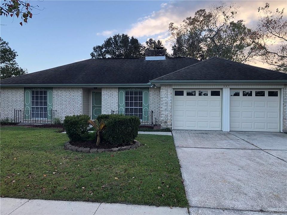 1st image of 407 Arrowwood Dr