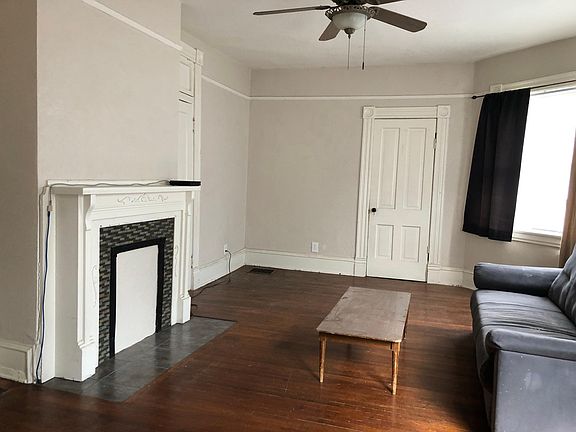 4th image of 3644 Baltimore Ave