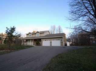 1905 Vernon Dr S, Minnetonka, MN 55305