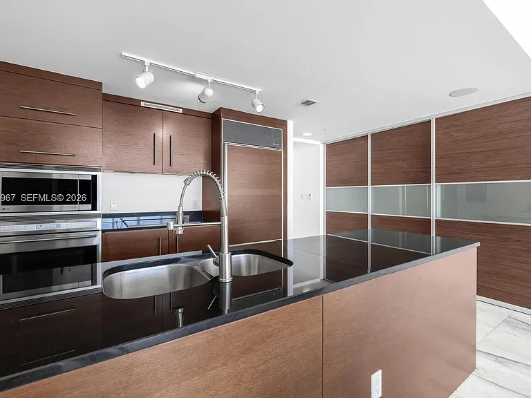 465 Brickell Ave #4003 — Photo 9