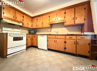 193 Mount Auburn St #3, Cambridge, MA 02138