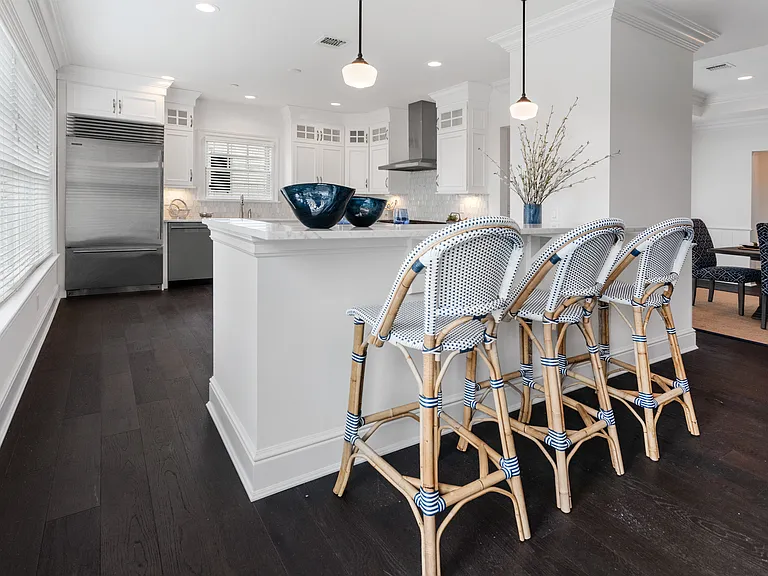 12 Village Green Dr — Photo 5