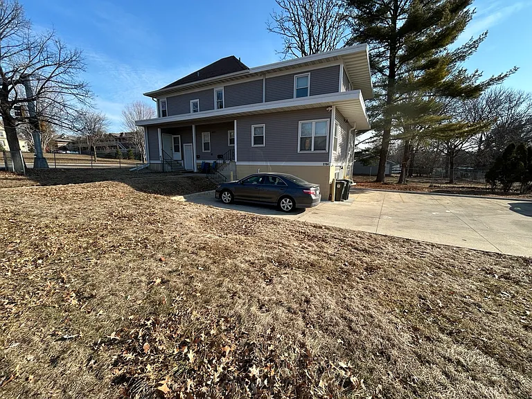 2704 College St #A — Photo 17