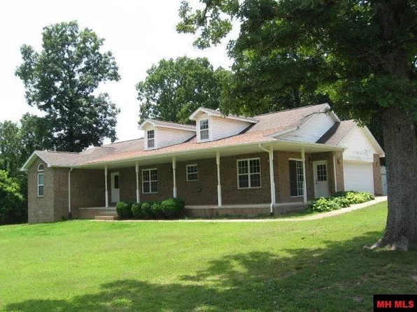 24 Davey Ln, Mountain Home, AR 72653