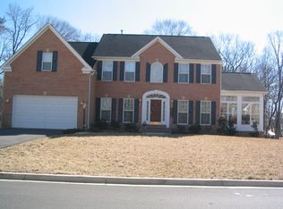 9312 Stoney Harbor Dr, Fort Washington, MD 20744