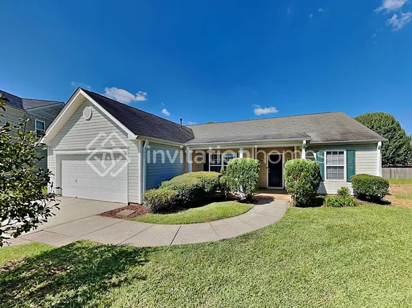 5150 Avening Ct, Charlotte, NC 28215