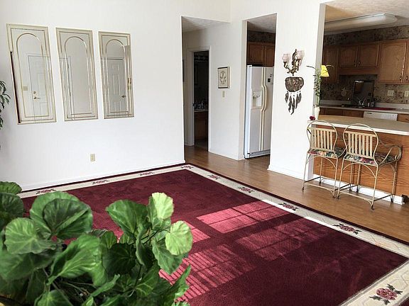5th image of 1412 Lodge Pine Walk #0