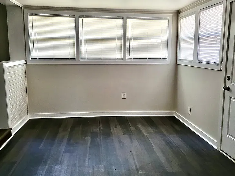 510 Hilderbrand Dr — Photo 18