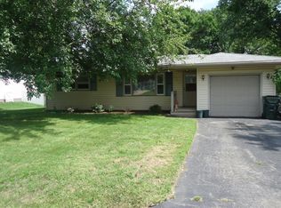 4710 William St, McHenry, IL 60051