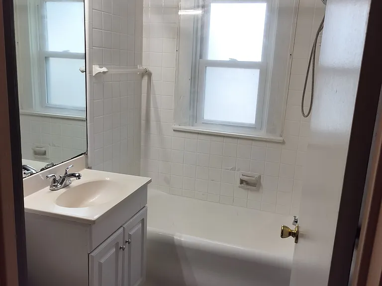 602 Dodge St — Photo 17