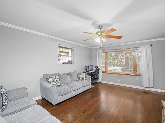 3rd image of 3821 S 60th Ct