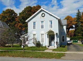 135 Franklin St, Springville, NY 14141