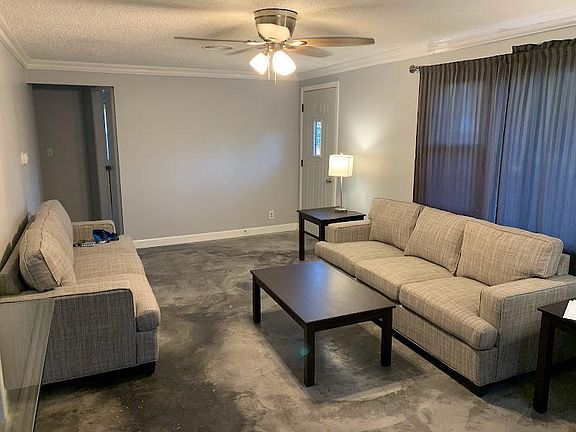 3rd image of 4151 Woodrow Ave