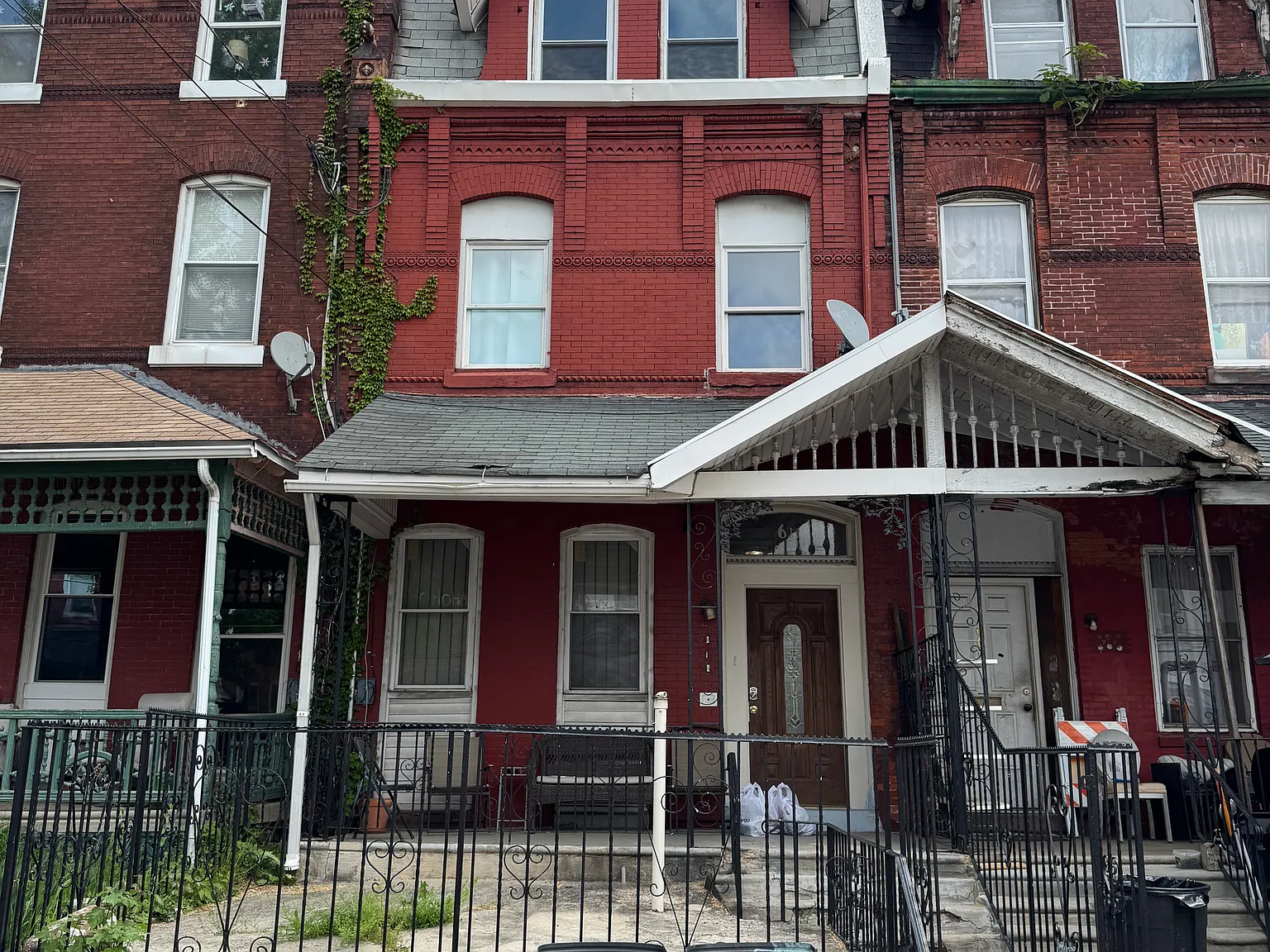 611 N 32nd St — Photo 1