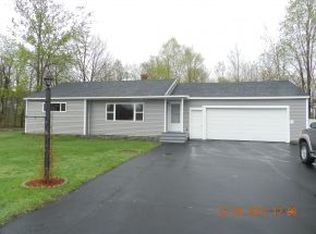 4 Mill St, Gorham, NH 03581