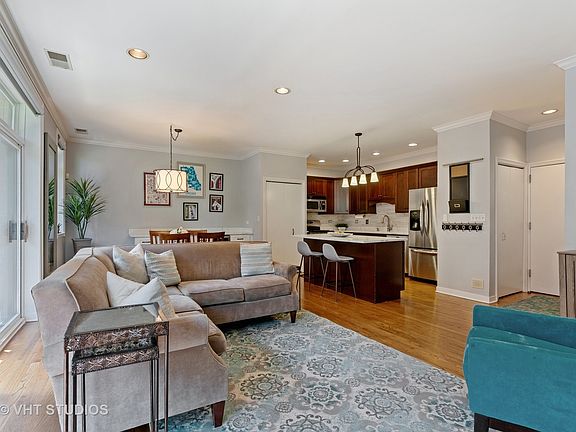 4th image of 1830 N Winchester Ave APT 115