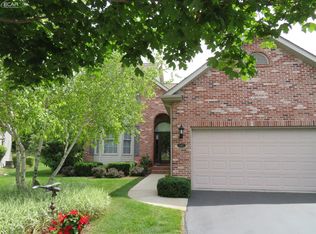 6487 Weyburn Ct #1, Grand Blanc, MI 48439