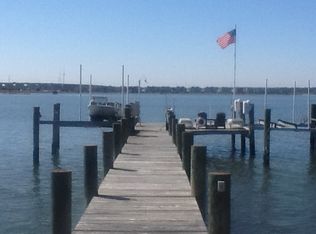 1015 Long Point Rd, Grasonville, MD 21638