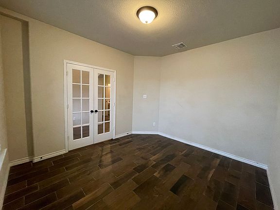 5th image of 3240 Valentino Dr