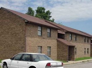 1590 Illinois Rd APT 4, Radcliff, KY 40160