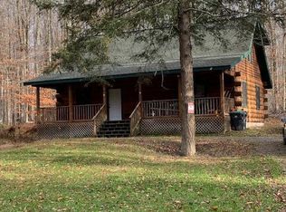 69 Pine Creek Rd, Hawley, PA 18428