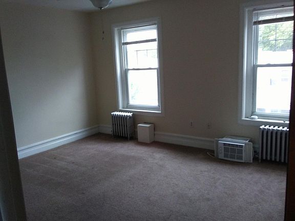 2nd image of 854 N 22nd St #3F