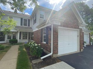 1905 Quaker Hollow Ln, Streamwood, IL