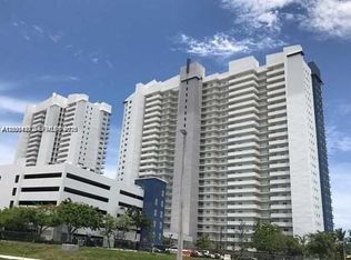 14951 Royal Oaks Ln APT 1104, North Miami, FL 33181