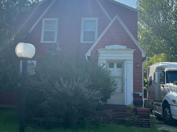 2239 Winona St, Flint, MI 48504