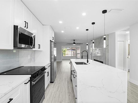 5th image of 7200 Ulmerton Rd APT C3