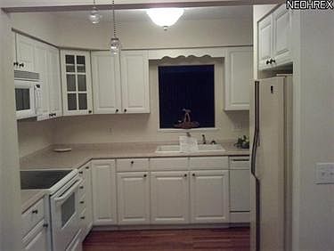 2nd image of 7688 Creekwood Dr #D13