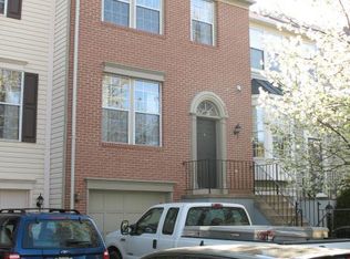 203 Knollwood Ct, Stafford, VA 22554