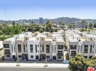 10806 W Rennes St, North Hollywood, CA 91602
