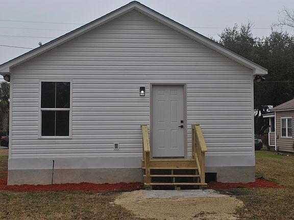 4th image of 815 North Congdon St.