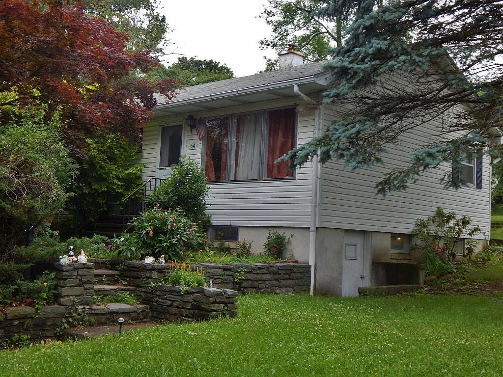 54 Kinney Ave, Mount Pocono, PA 18344 Zillow