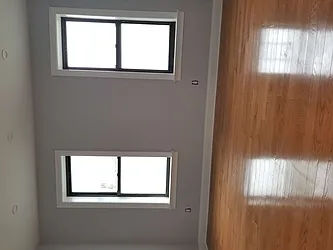 Rented by NYLA Realty