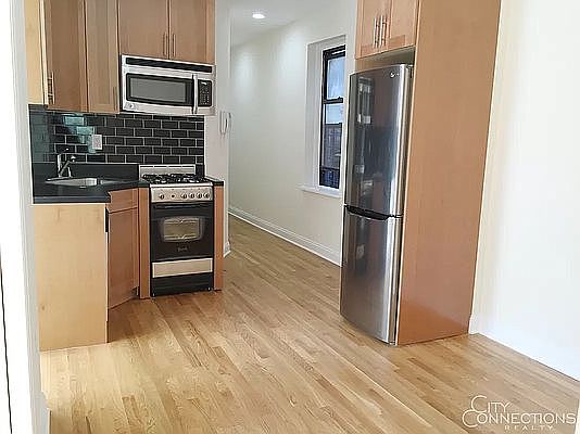 1st image of 407 W 52nd St APT 5R