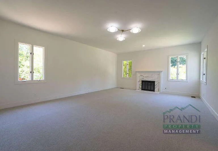 121 Laurel Grove Ave — Photo 26