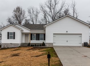 1313 Park Mere Dr, Columbia, TN 38401