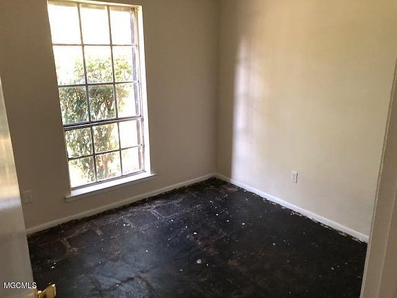 5th image of 5325 Maid Marion Dr