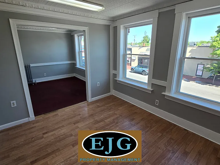 18 E Broadway #1 — Photo 13